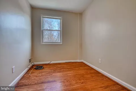 Other - 1045 Cooks Ln, Baltimore, MD 21229 photo 4 of 9