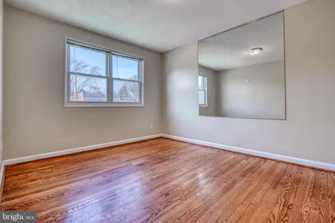 Other - 1045 Cooks Ln, Baltimore, MD 21229 photo 2 of 9