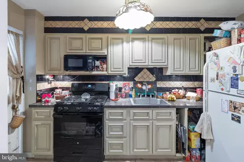 Kitchen - 310 Imla St, Baltimore, MD 21224 photo 2 of 3
