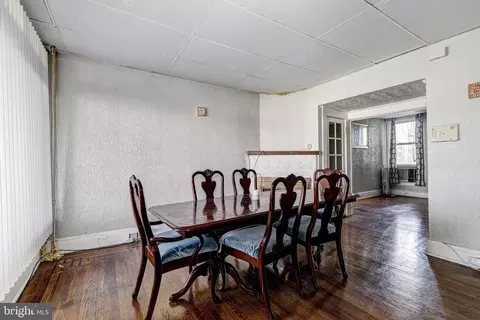Dining - 824 Whitmore Ave, Baltimore, MD 21216 photo 1 of 3