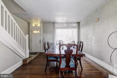 Dining - 824 Whitmore Ave, Baltimore, MD 21216 photo 2 of 3