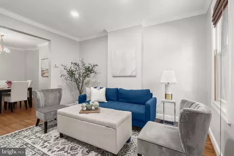 Living - 1460 William St, Baltimore, MD 21230 photo 4 of 4