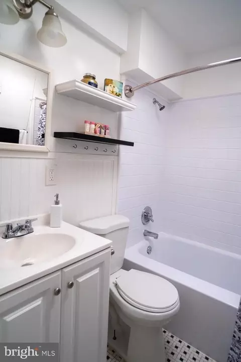 3704 Greenvale Rd, Baltimore, MD 21229 photo 14