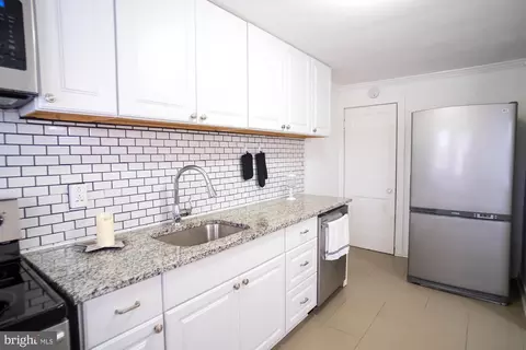 3704 Greenvale Rd, Baltimore, MD 21229 photo 7
