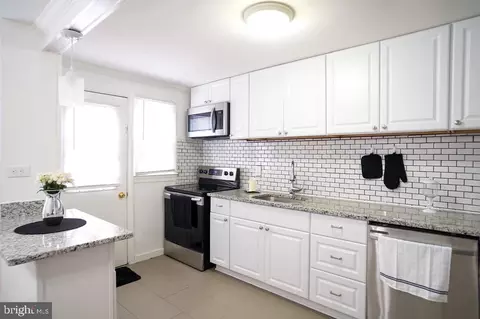 3704 Greenvale Rd, Baltimore, MD 21229 photo 16