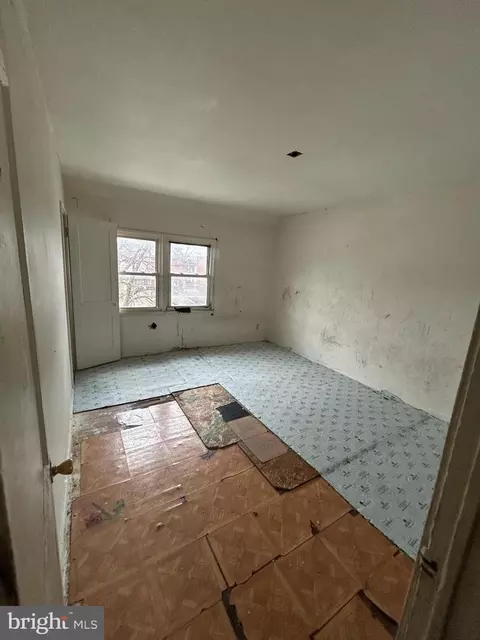 3705 10th St, Brooklyn, MD 21225 photo 6