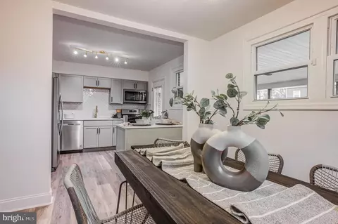 Dining - 3718 Keene Ave, Baltimore, MD 21206 photo 2 of 2