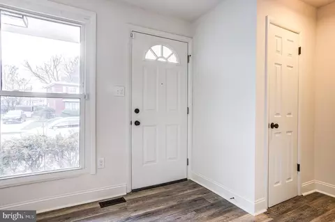 Entry Way - 3718 Keene Ave, Baltimore, MD 21206 photo 1 of 1
