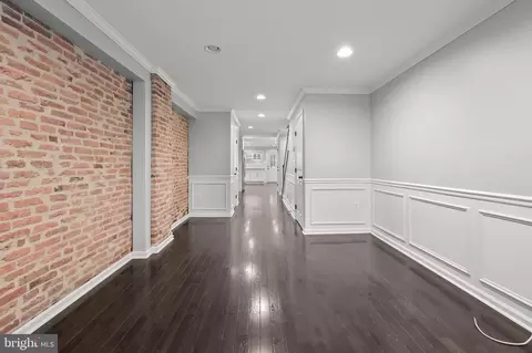 Entry Way - 914 S Decker Ave, Baltimore, MD 21224 photo 1 of 1