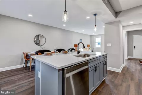 Kitchen - 2712 Erdman Ave, Baltimore, MD 21213 photo 5 of 6
