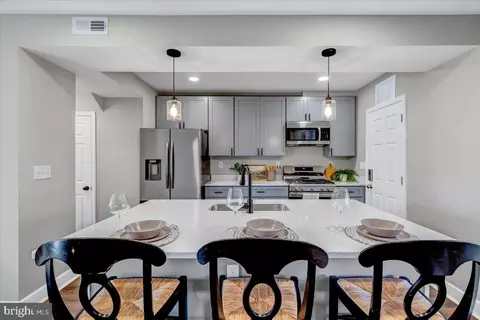 Kitchen - 2712 Erdman Ave, Baltimore, MD 21213 photo 2 of 6