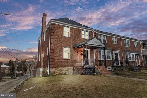 1500 Lochwood Rd, Baltimore, MD 21218