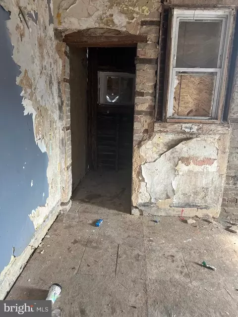 830 E 22nd St, Baltimore, MD 21218 photo 10