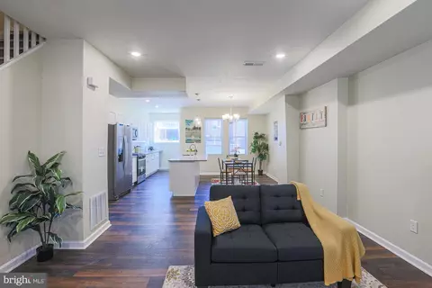 3220 Ramona Ave, Baltimore, MD 21213 photo 3