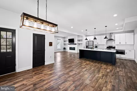 Kitchen - 2801 Grindon Ave, Baltimore, MD 21214 photo 2 of 10