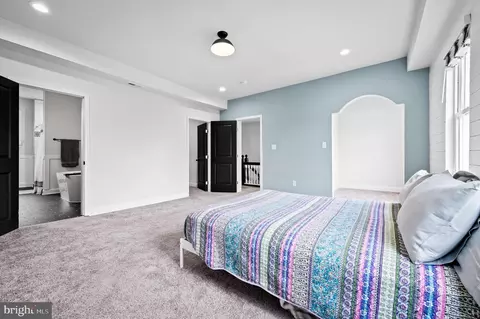 Bedroom - 2801 Grindon Ave, Baltimore, MD 21214 photo 7 of 9