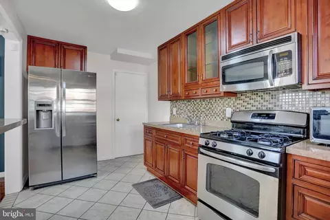1242 Glenwood Ave, Baltimore, MD 21239