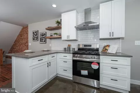38 E Barney St, Baltimore, MD 21230 photo 9
