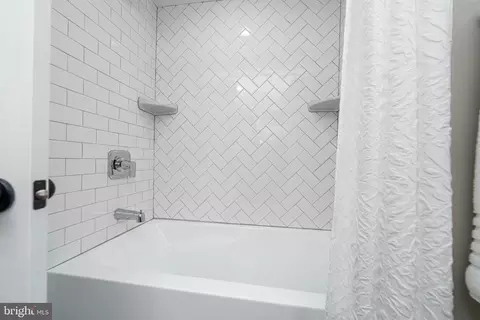 38 E Barney St, Baltimore, MD 21230 photo 15