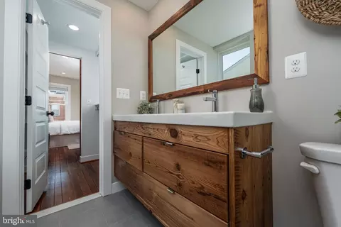 38 E Barney St, Baltimore, MD 21230 photo 24