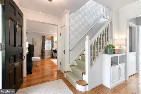 Entry Way - 107 Witherspoon Rd, Baltimore, MD 21212 photo 2 of 5