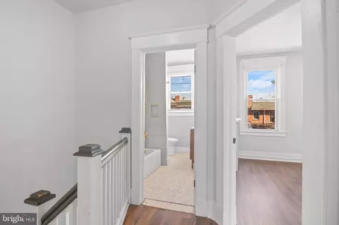 Entry Way - 2030 Ruxton Ave, Baltimore, MD 21216 photo 3 of 5
