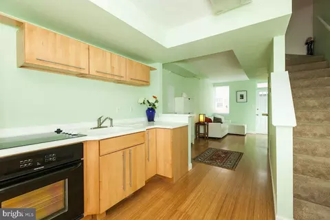 Kitchen - 5 E Hamburg St, Baltimore, MD 21230 photo 3 of 7