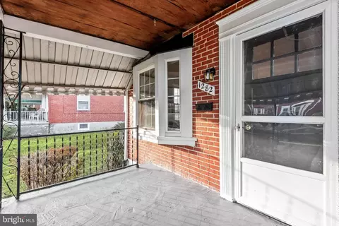 Exterior - 1282 Gittings Ave, Baltimore, MD 21239 photo 2 of 4