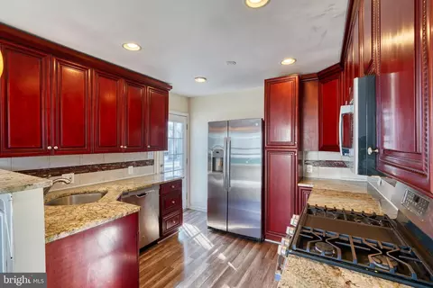 Kitchen - 5635 Anthony Ave, Baltimore, MD 21206 photo 3 of 8