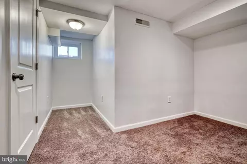 Bedroom - 5635 Anthony Ave, Baltimore, MD 21206 photo 8 of 10