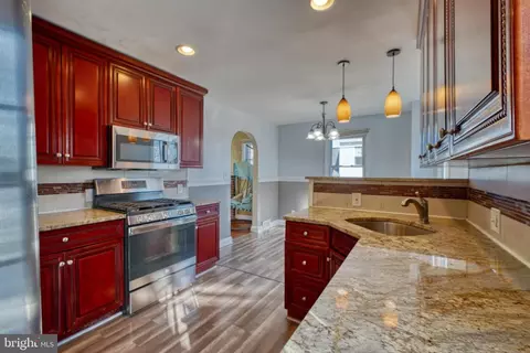 Kitchen - 5635 Anthony Ave, Baltimore, MD 21206 photo 6 of 8