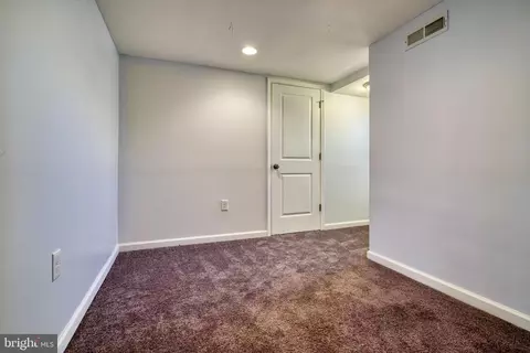 Bedroom - 5635 Anthony Ave, Baltimore, MD 21206 photo 7 of 10