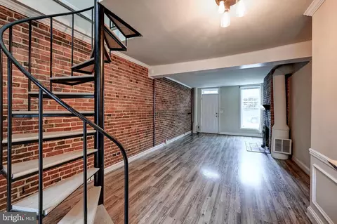 Entry Way - 22 N Bond St, Baltimore, MD 21231 photo 1 of 4