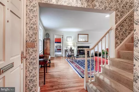Entry Way - 303 Overhill Rd, Baltimore, MD 21210 photo 1 of 4