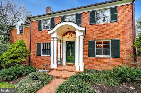 Exterior - 303 Overhill Rd, Baltimore, MD 21210 photo 2 of 14