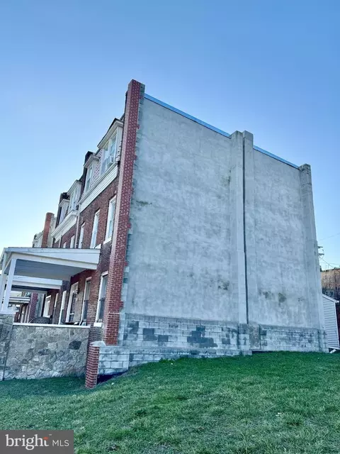 2208 Bryant Ave, Baltimore, MD 21217 photo 5
