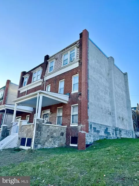 2208 Bryant Ave, Baltimore, MD 21217 photo 3