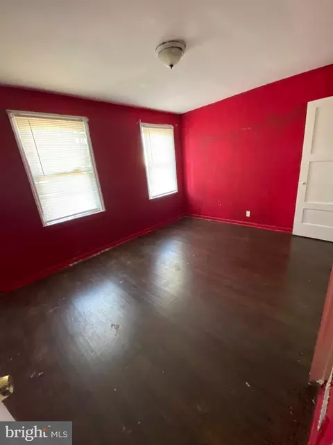 Entry Way - 423 Roundview Rd, Brooklyn, MD 21225 photo 1 of 3