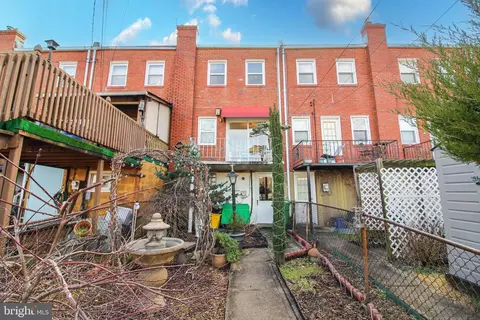 Exterior - 2918 Strickland St, Baltimore, MD 21223 photo 4 of 10
