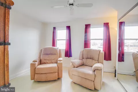 Living - 2918 Strickland St, Baltimore, MD 21223 photo 1 of 4