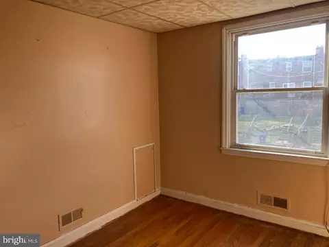 3905 Kenyon Ave, Baltimore, MD 21213 photo 7