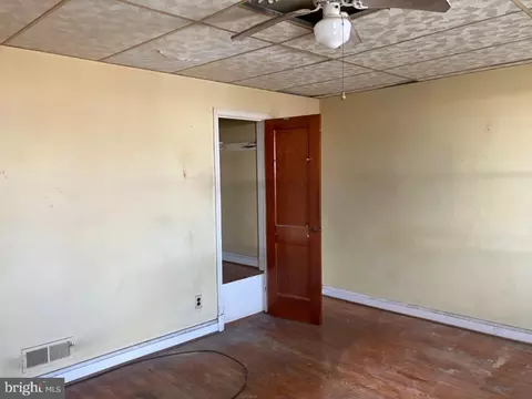 3905 Kenyon Ave, Baltimore, MD 21213 photo 12