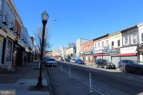 View/Area - 2335 E Monument St, Baltimore, MD 21205 photo 3 of 7