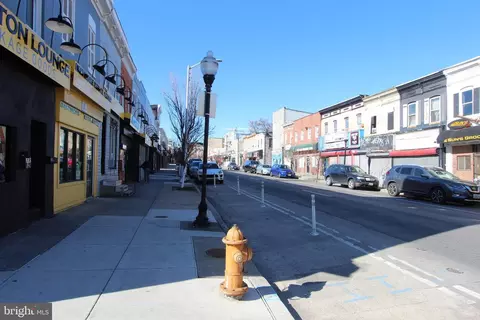 View/Area - 2335 E Monument St, Baltimore, MD 21205 photo 2 of 7