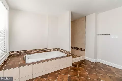 Bath - 1235 N Broadway, Baltimore, MD 21213 photo 4 of 6