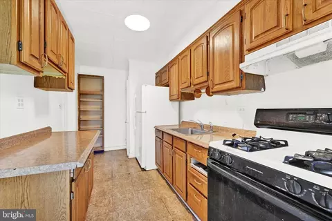 Kitchen - 605 Winston Ave, Baltimore, MD 21212 photo 3 of 3