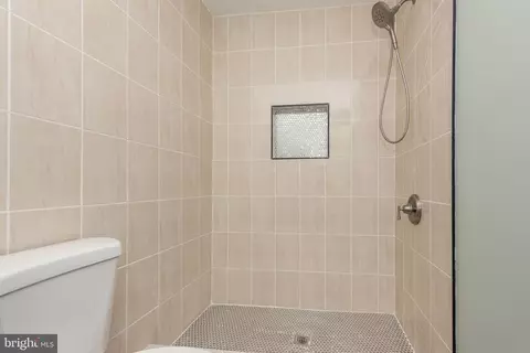 Bath - 1717 E Lafayette Ave, Baltimore, MD 21213 photo 6 of 6