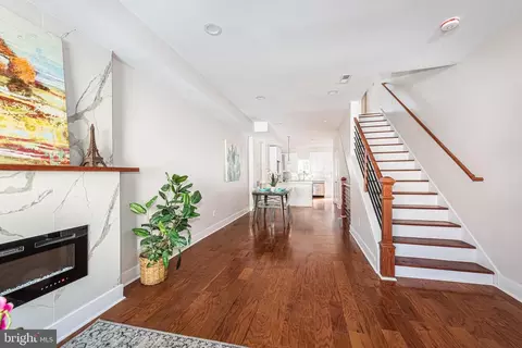 Entry Way - 1717 E Lafayette Ave, Baltimore, MD 21213 photo 1 of 2