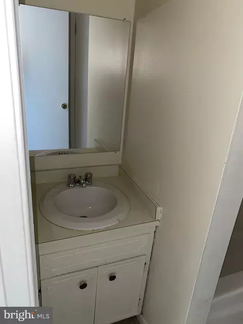 1909 Brunt St, Baltimore, MD 21217 photo 6