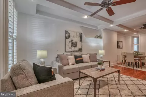 Living - 1213 William St, Baltimore, MD 21230 photo 3 of 7